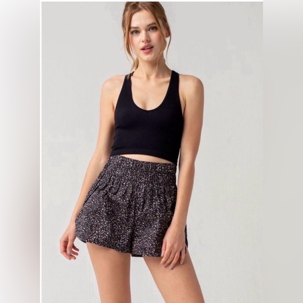 Free People Movement Leopard Print The Way Home Shorts NWT Size Large - Picture 2 of 9